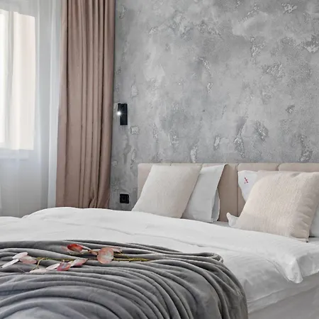 Apartment In Dimri Resident Ghencea Bucharest
