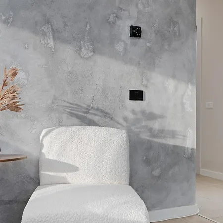 Apartment In Dimri Resident Ghencea Bucharest