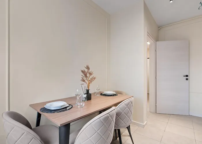 In Dimri Resident Ghencea Bucharest